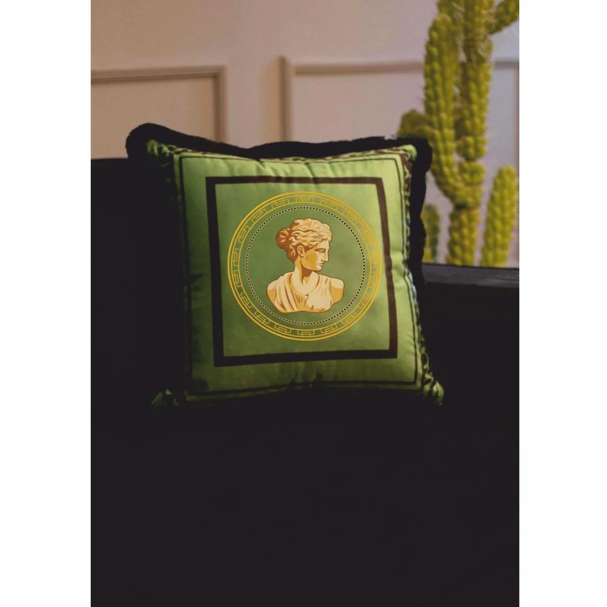 Luxury decorative cushion baroque female bust green / black 45 x 45 cm