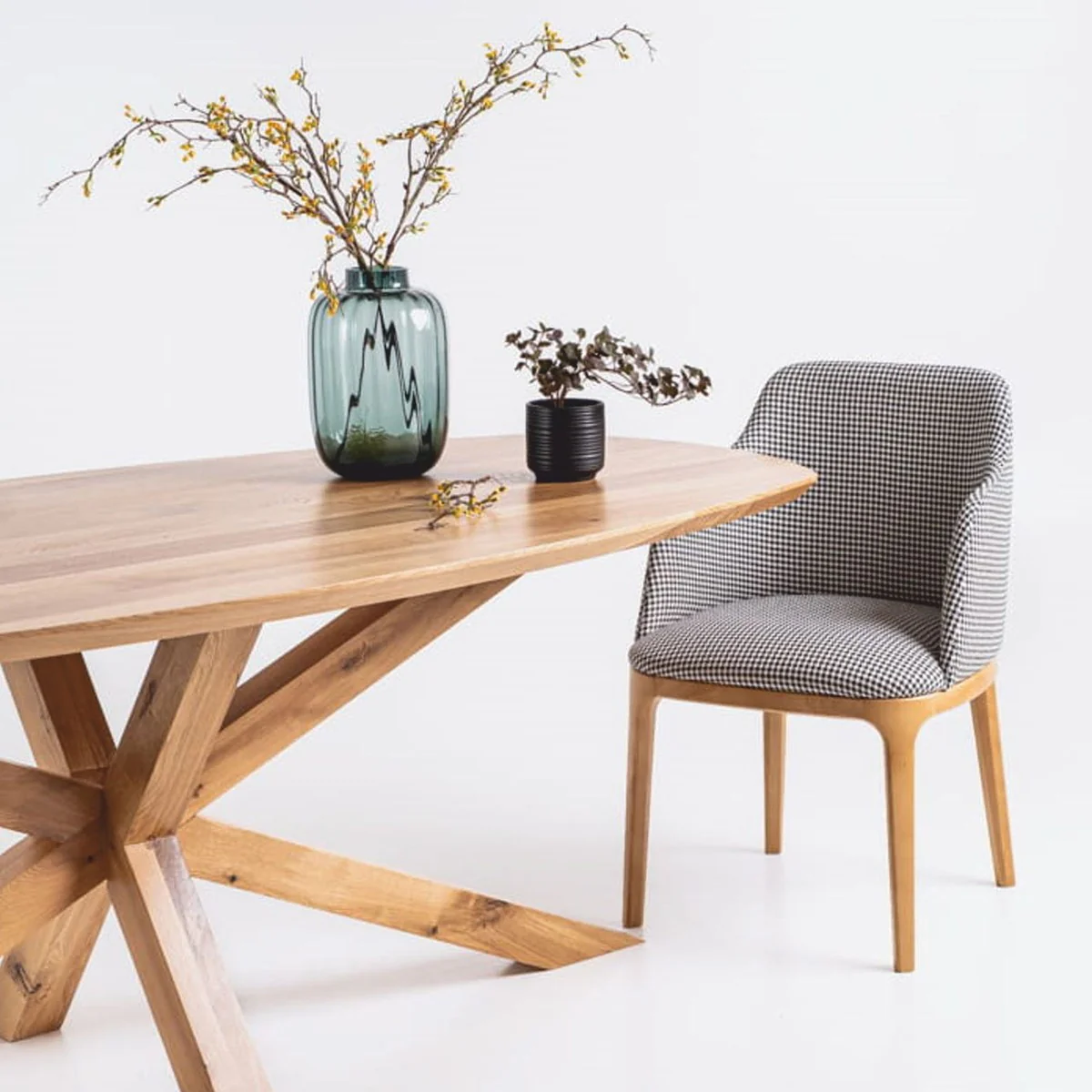 Luxury dining room set - 1 extendable dining table and 8 chairs - dining room furniture