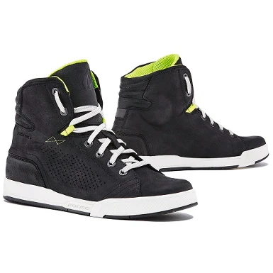 FORMA SWIFT FLOW SNEAKERS - BLACK / WHITE